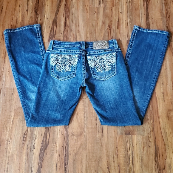 Miss Me Jeans Signature Boot Cut Studded Pockets Size 28 - Picture 2 of 6